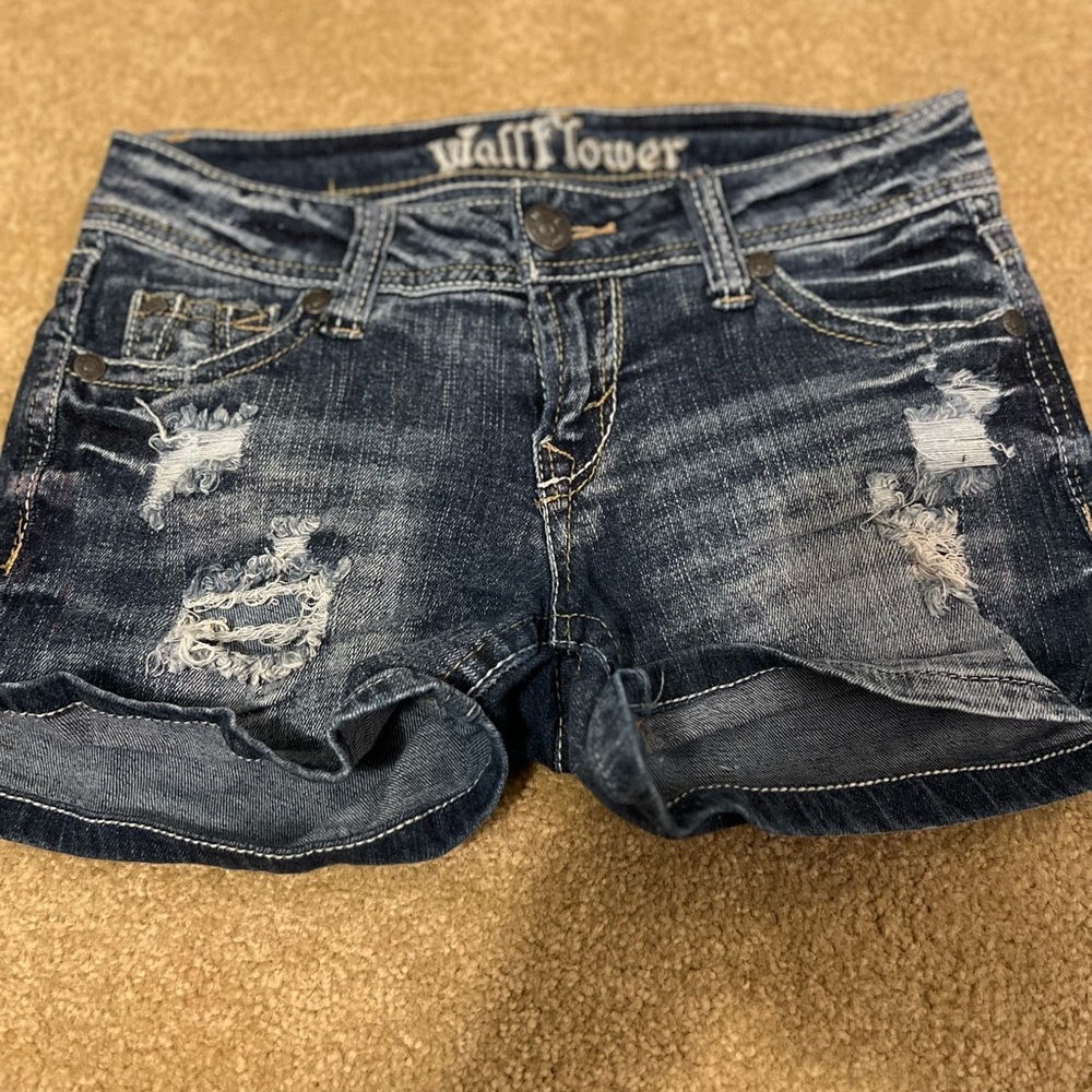 Booty shorts!